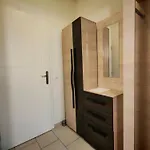 Nocleg ze śniadaniem Menta & Bar Kapuvár
