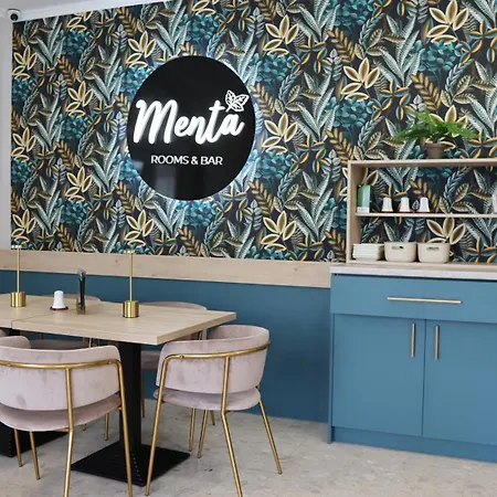 Menta & Bar לינה וארוחת בוקר 3*